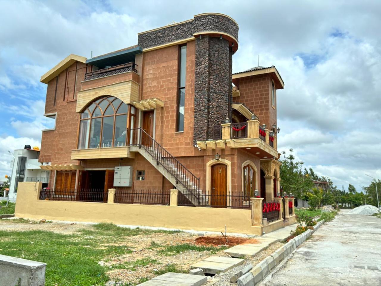 Mia Madre Villa Bangalore Eksteriør billede